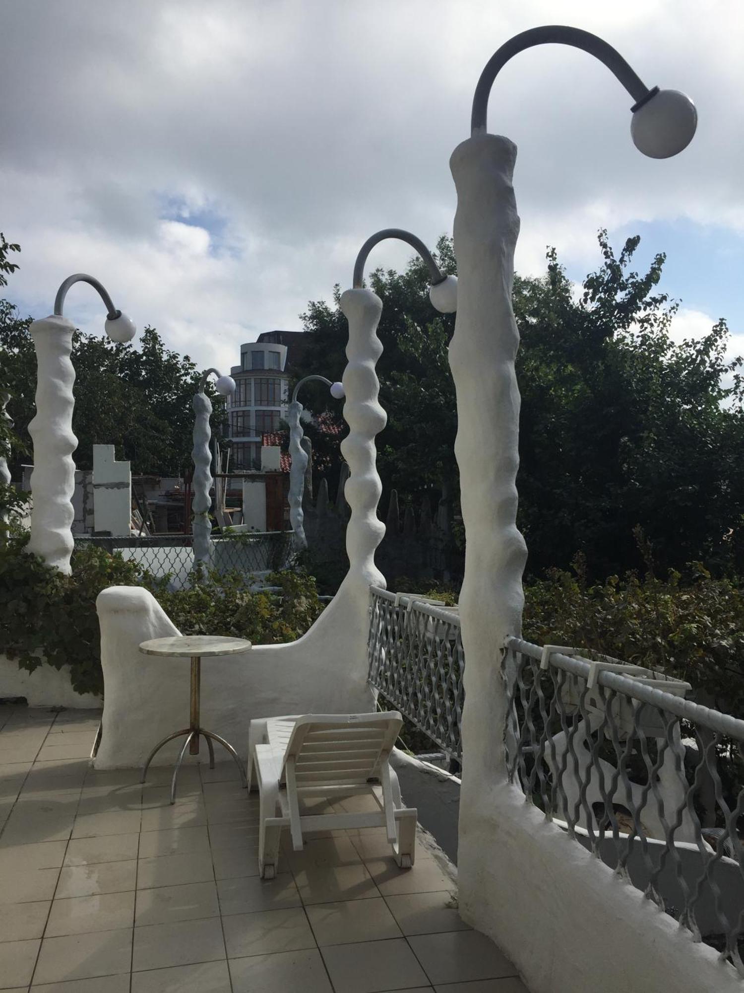 Jungle - Дом-Сказка У Моря Odesa Exterior foto