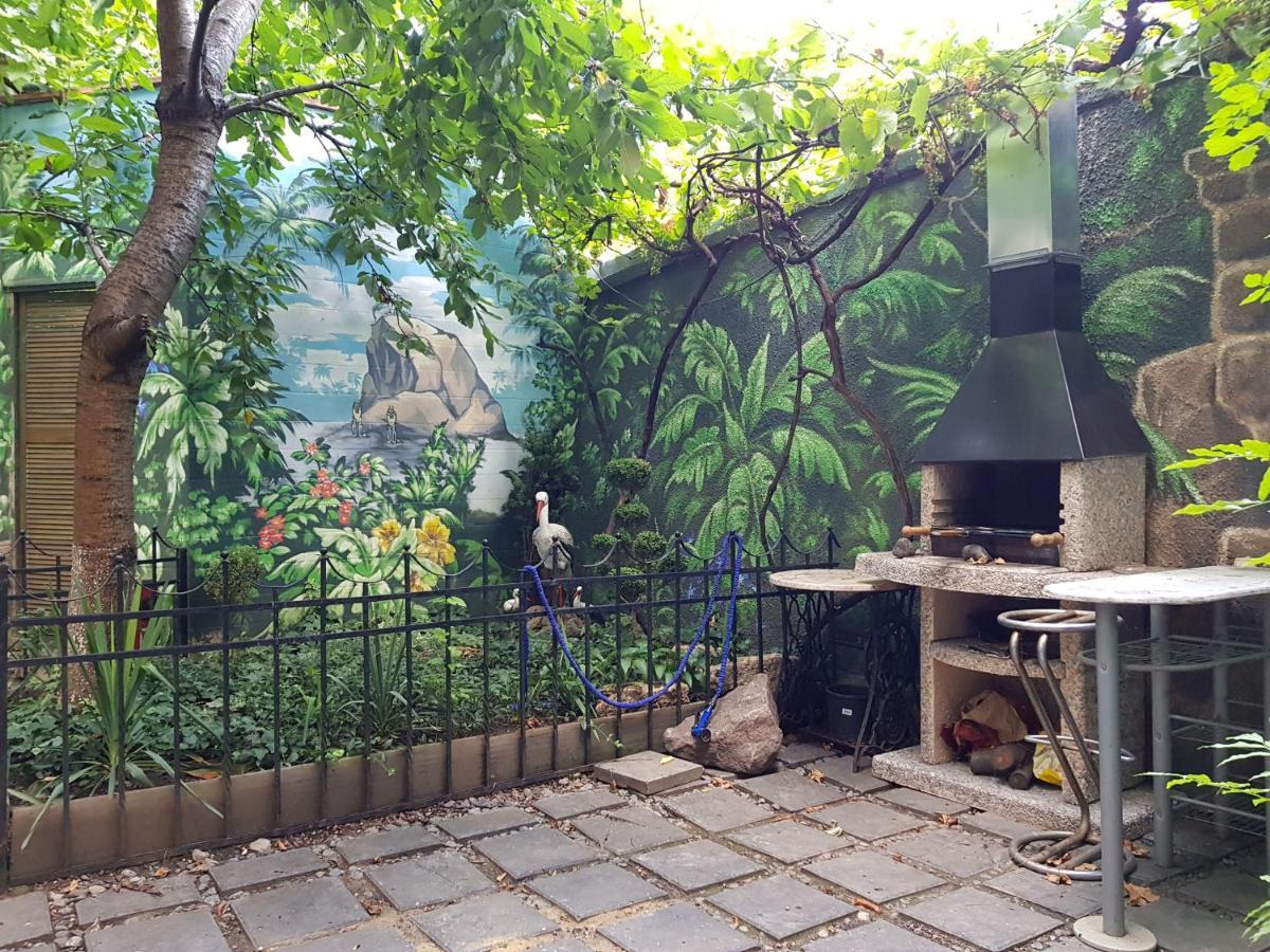 Jungle - Дом-Сказка У Моря Odesa Exterior foto